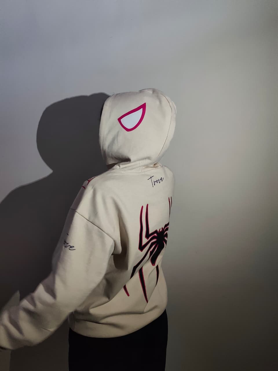 Spider Girl Heavyweight Hoodie – Off-White